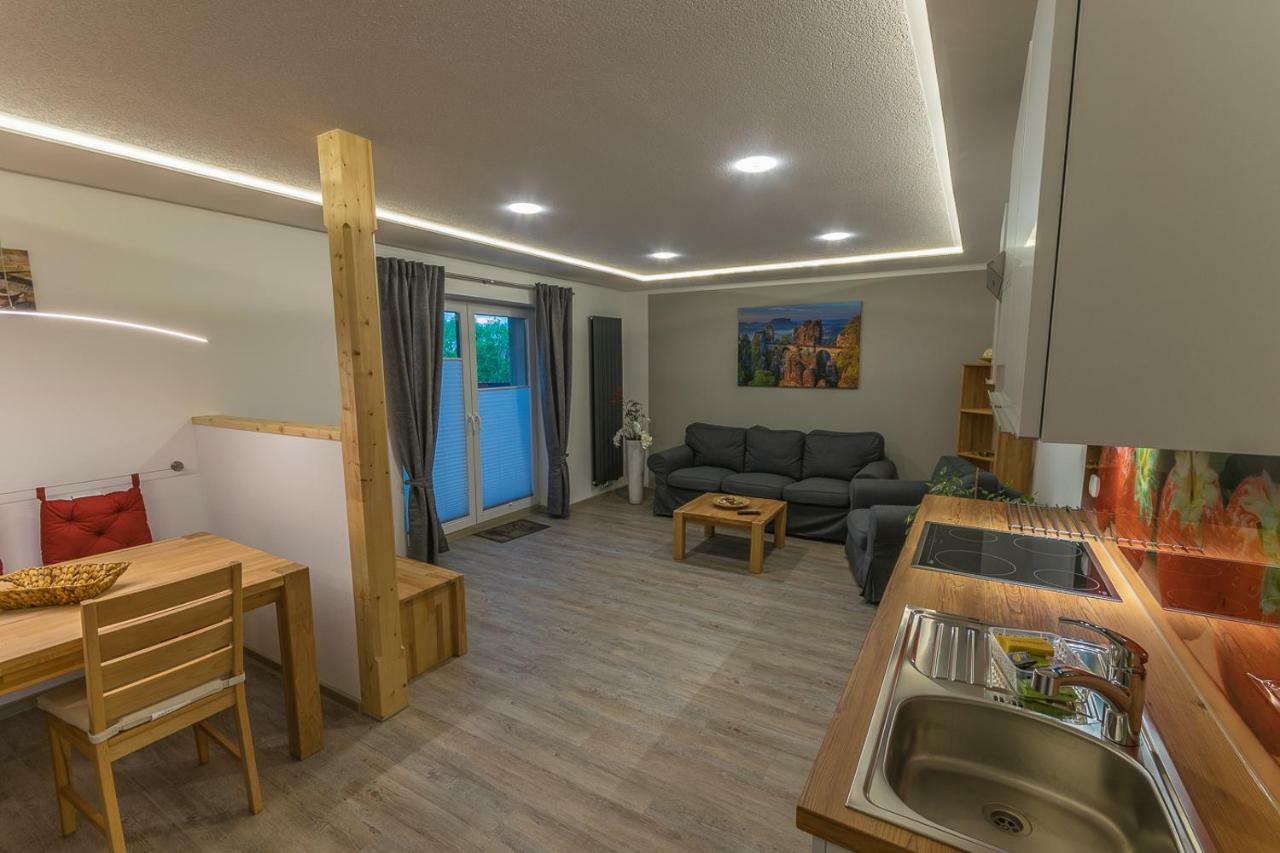 Ferienwohnung "Turmblick" Rathmannsdorf Eksteriør bilde